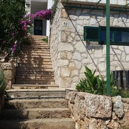 Vino Apartment *