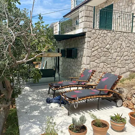 Vino Apartment *