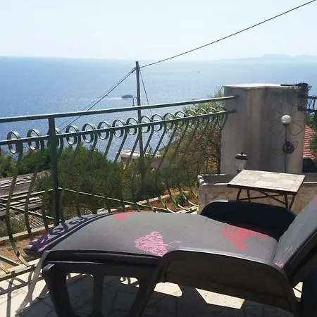 Appartement Vino Sveta Nedelja (Hvar)